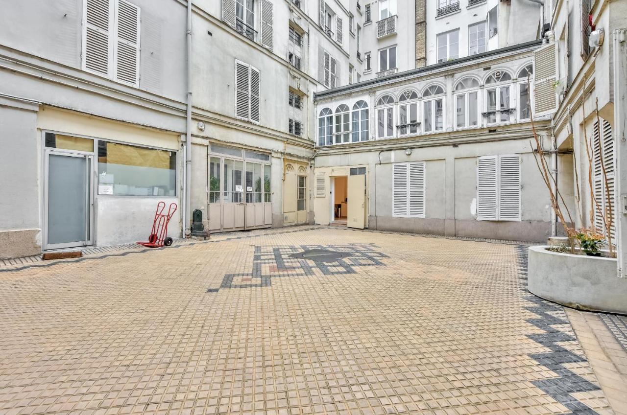 35 - Luxury Flat Grands Boulevards パリ エクステリア 写真