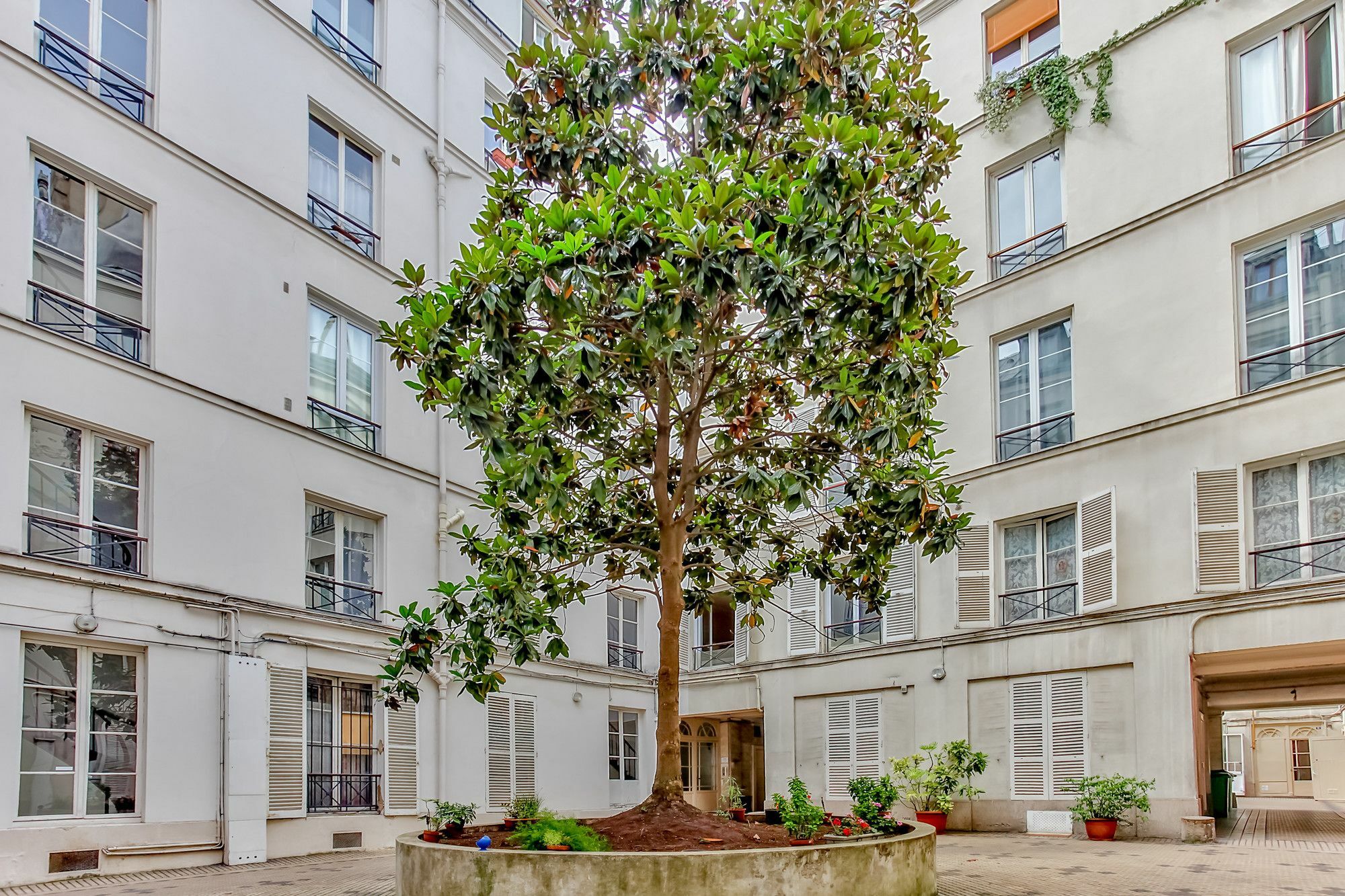 35 - Luxury Flat Grands Boulevards パリ エクステリア 写真